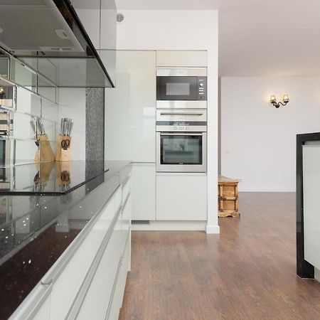 Blonia Wilanowskie Apartment Warsaw By Noclegi Renters Exterior foto